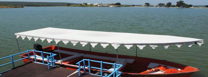 2241/juSTa Lake Nahargarh Palace - Chittorgarh 03.jpg